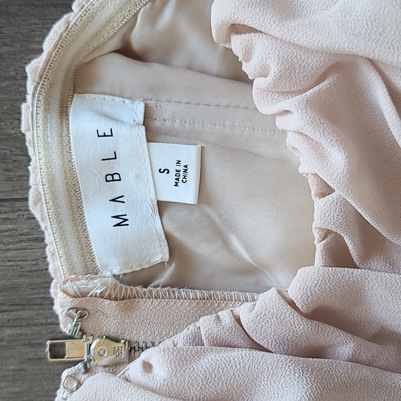 S Cropped Ruffled Blouse - Picture 3 of 3